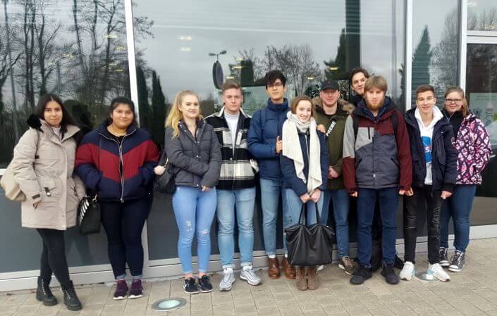 Exkursion des 12-LK-Chemie zu Boehringer Ingelheim