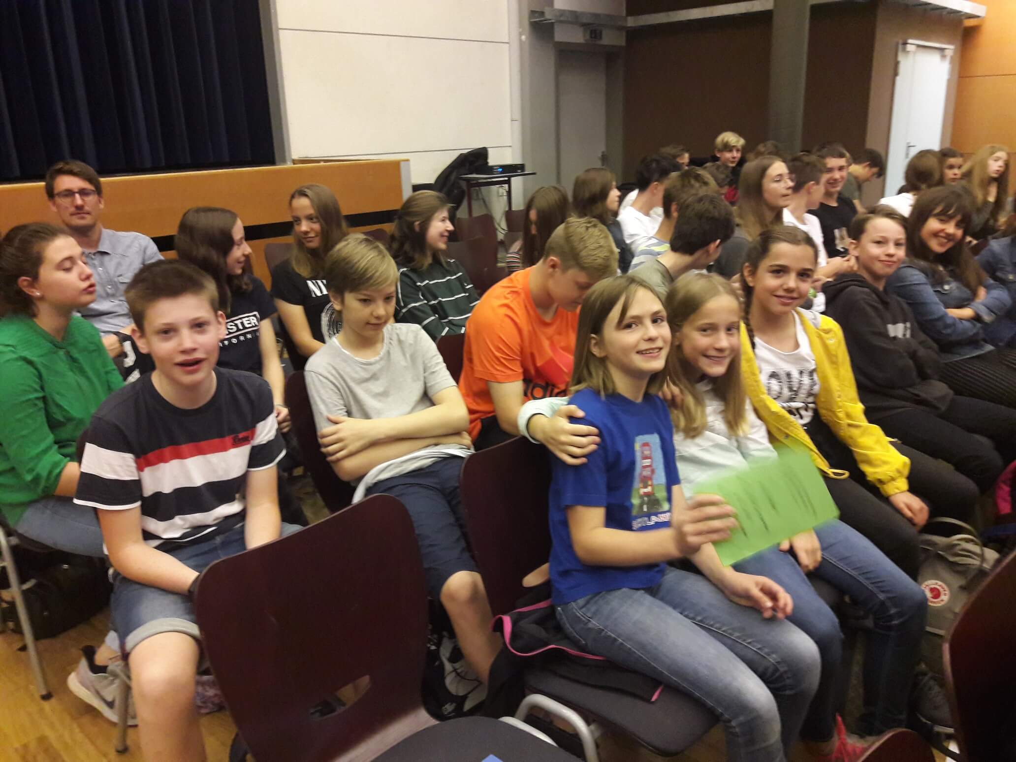 Schülerinnen und Schüler des Schlossgymnasiums für Fremdsprachenkenntnisse geehrt