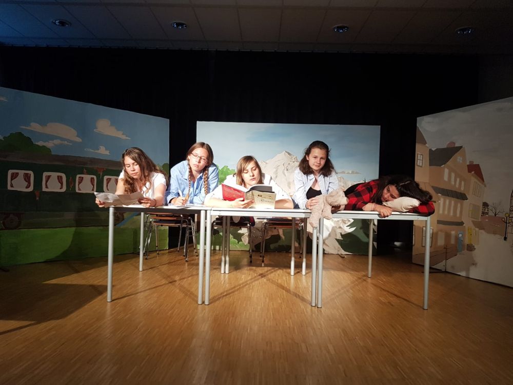 „Das fliegende Klassenzimmer“ auf der Schlossbühne