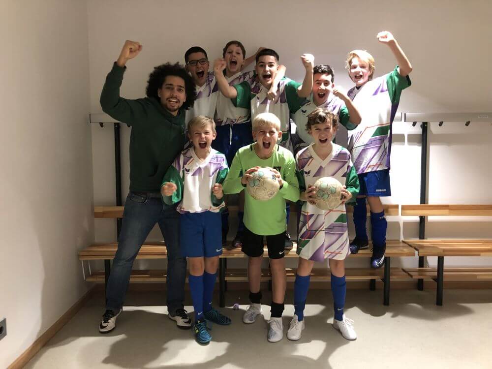 Schloss-Fußballer erreichen die nächste Runde um Fritz Walter Cup