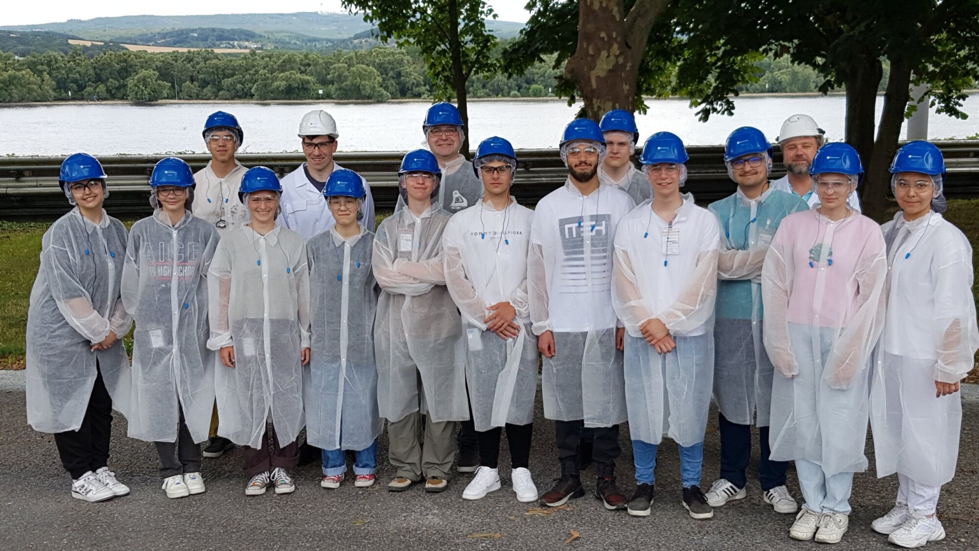 Leistungskurs besucht Chemische Fabrik Budenheim