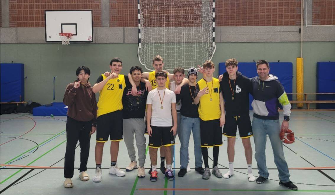 Goldmedaille im Regionalfinale für Schlossbasketballer