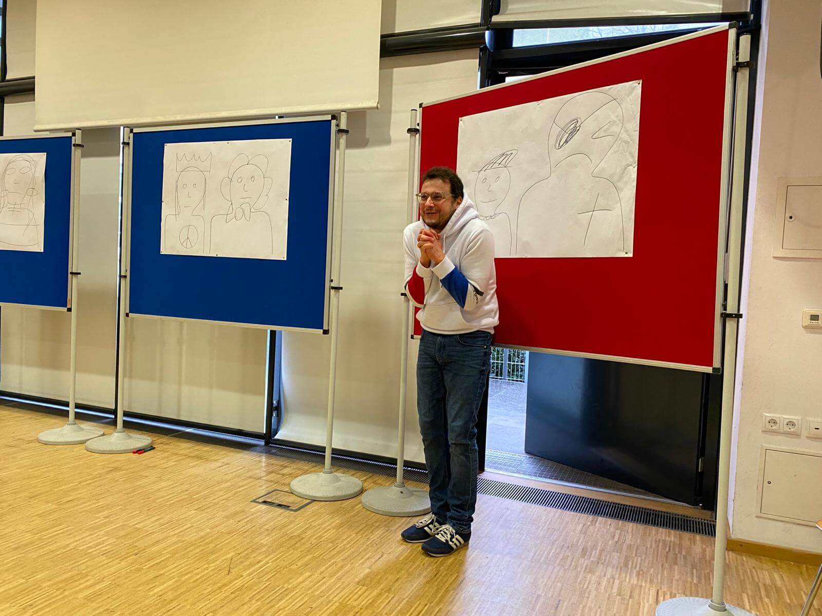 Tino Leo besucht das Schlossgymnasium